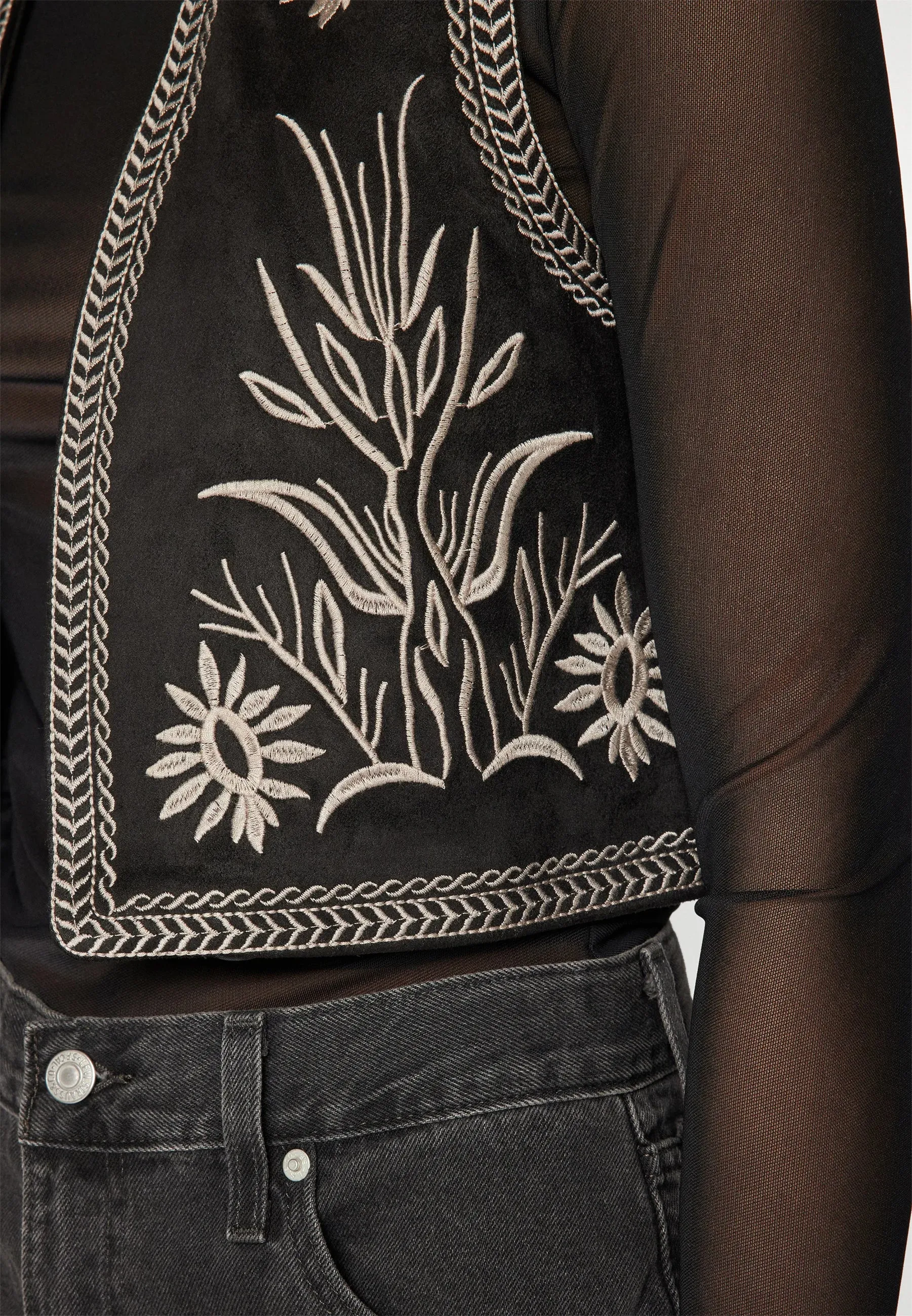 10309989 VMflower vest
